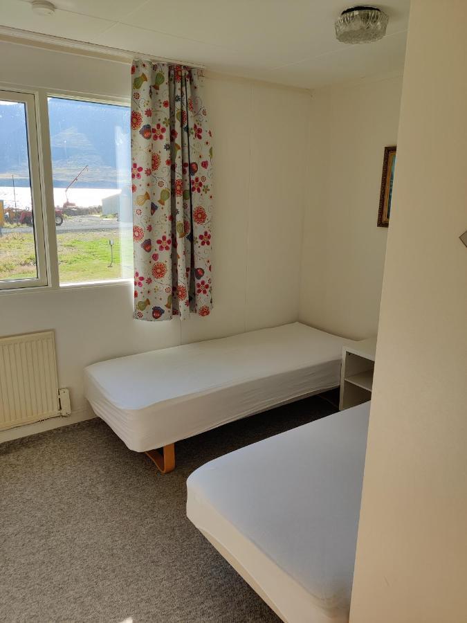 Solbrekka Guesthouse Mjoifjorthur Luaran gambar